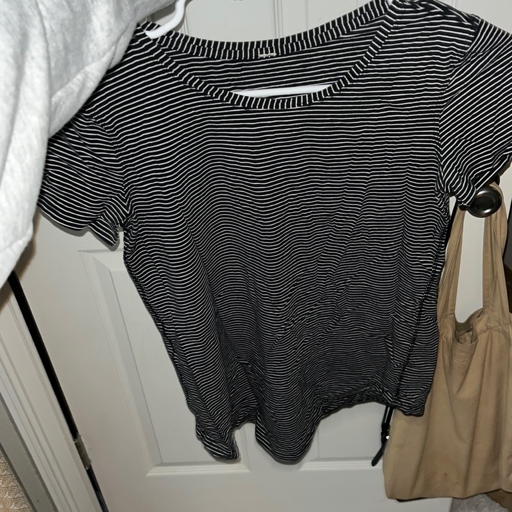 Black and white striped lululemon short sleeve